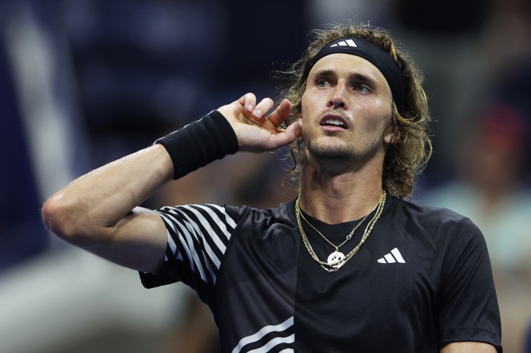 U.S. Open fan thrown out of match after Alexander Zverev accuses them of using 'most famous Hitler phrase'
