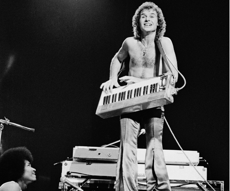 Gary Wright performs in 1977.