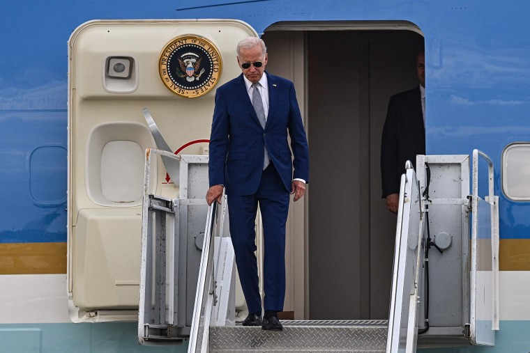Joe Biden disembarks from Air Force One at Noi Bai International Airport in Hano