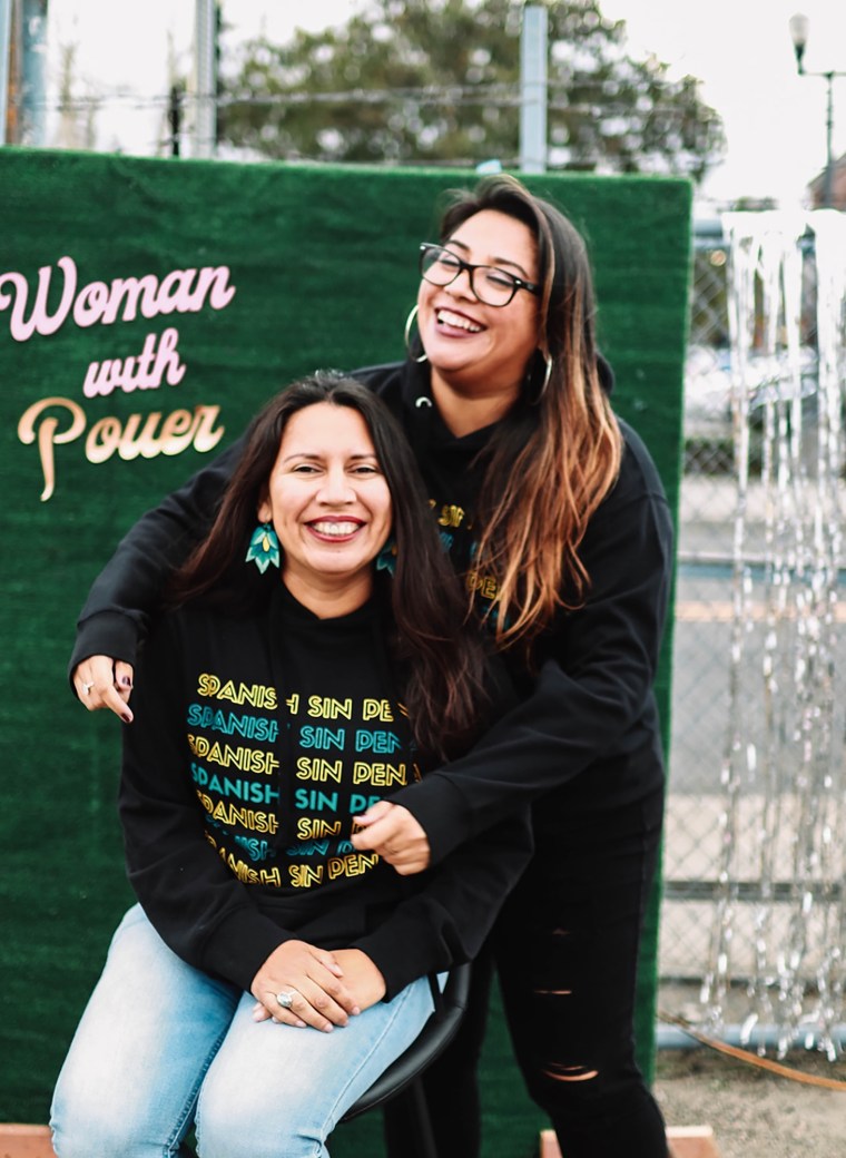 Wendy Ramirez and Jackie Rodriguez, co-founders of Spanish Sin Pena (Spanish Without Shame)