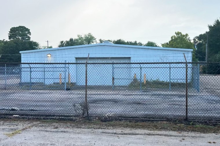 The alleged "Brave Cave," an unmarked warehouse reportedly used by the Baton Rouge Police Department.
