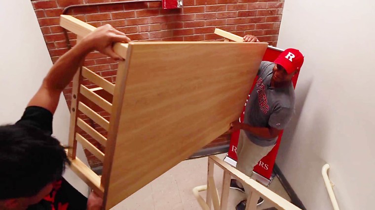 Craig Melvin helps college student move into dorms at Rutgers University.