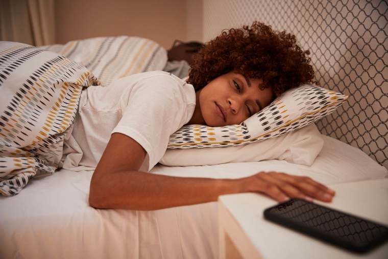 Women and Sleep: Key Differences and Tips for Healthy Rest