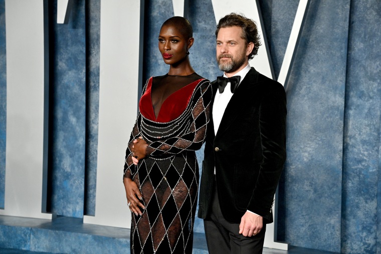  Jodie Turner Smith and Joshua Jackson 