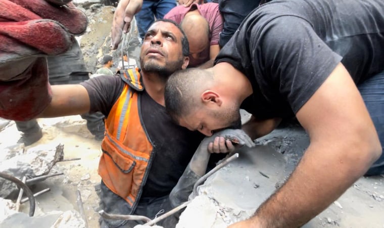 Israeli airstrike in Gaza City kills Anadolu Agency photojournalist Ali Jadallah's family members
