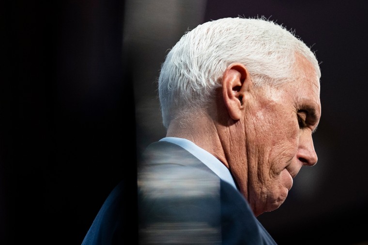 Mike Pence has quiet week on campaign trail after bad finance report