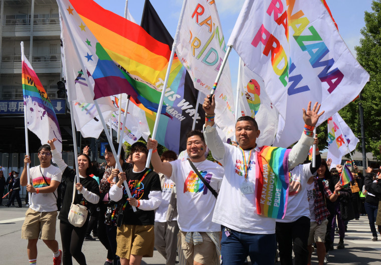People march in the "Tokyo Rainbow Pride"paraded