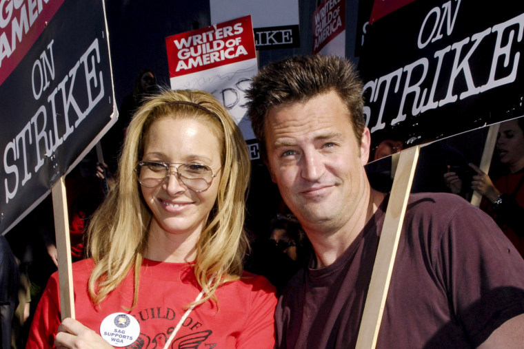 Image: Lisa Kudrow and Matthew Perry rally with the Screen Actors Guild at Universal Studios in Los Angeles in 2007.