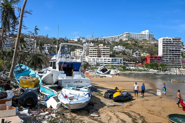 Los daños provocados por el huracán Otis en una zona de la playa de Acapulco, el 26 de octubre de 2023.
