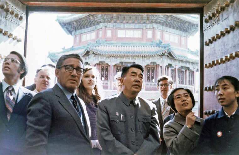 Image: Henry Kissinger, Wang Hsiao-I