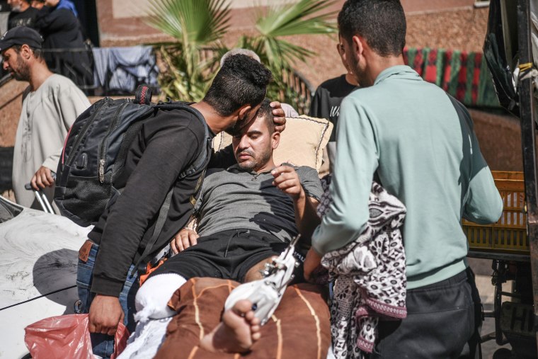 Egypt's Rafah border crossing opened for the treatment of wounded in Gaza