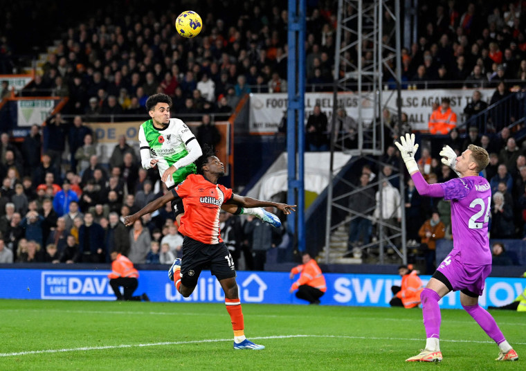 Luis Diaz scores the equalizing goal against Luton Town in Luton, north of London on Nov. 5, 2023.