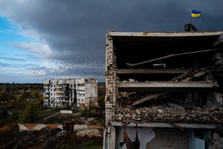  An apartment building in ruins in the recaptured village of Archangelske, Kherson Oblast, Ukraine, in October 2022. 