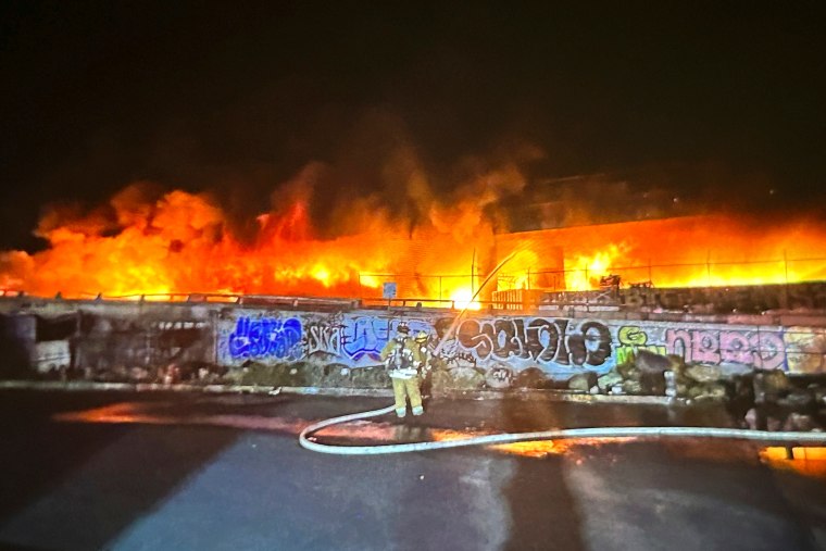 L.A. freeway is fully reopened after fire, just in time for Monday morning’s rush hour