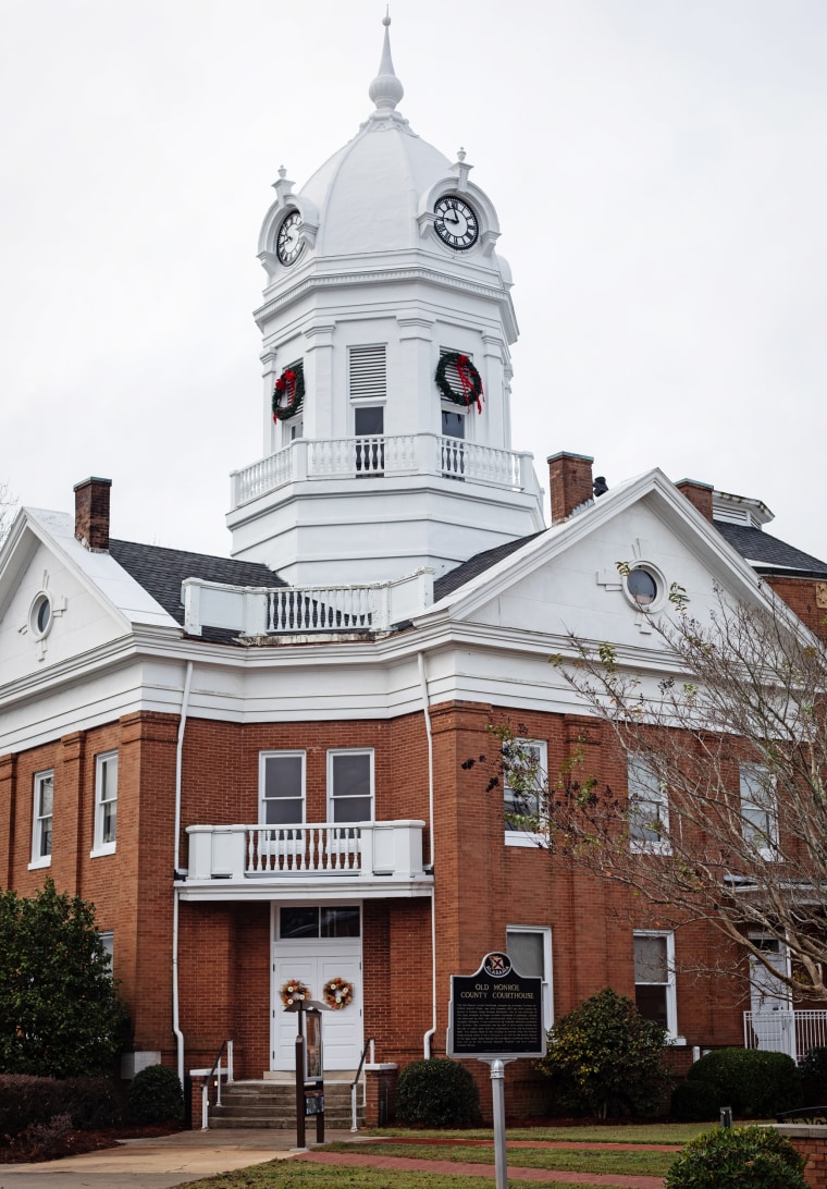 The Monroeville County Courthouse.