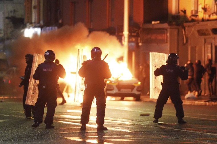 Riots erupt in Dublin after young children are stabbed