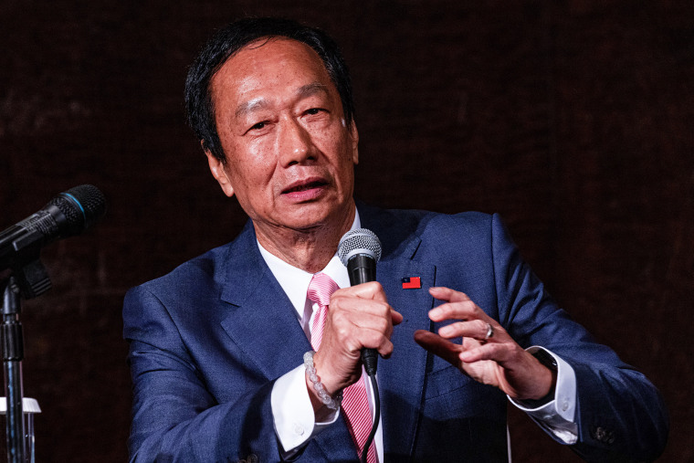 Taiwan’s main opposition parties have filed individual bids to unseat the ruling Democratic Progressive Party as the billionaire founder of Apple supplier Foxconn dropped out of the presidential race hours before the nomination deadline last Friday.