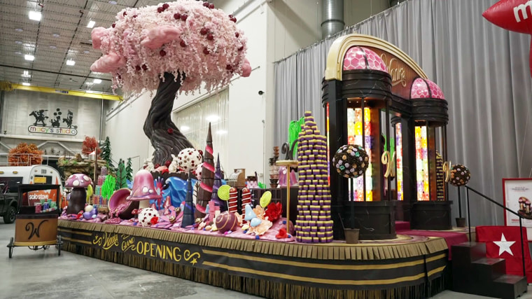 Willy Wonka float