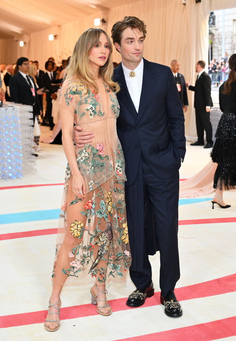 Robert Pattinson and Suki Waterhouse at the 2023 Met Gala on May 1, 2023 in NYC.