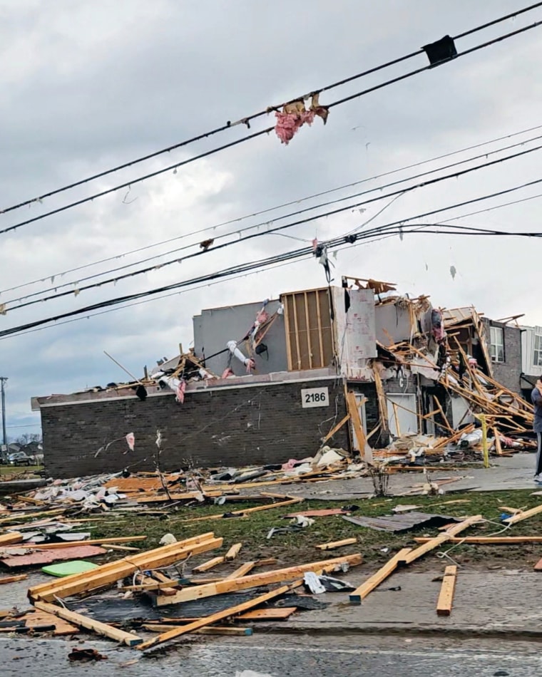 Image: Homes damaged by a possible tornado at Clarksville
