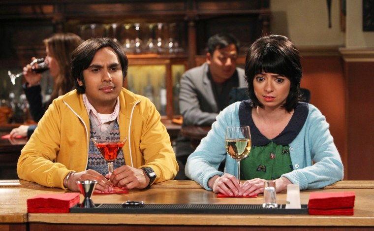 Kunal Nayyar as Koothrappali and  Kate Micucci as Lucy in "The Big Bang Theory."