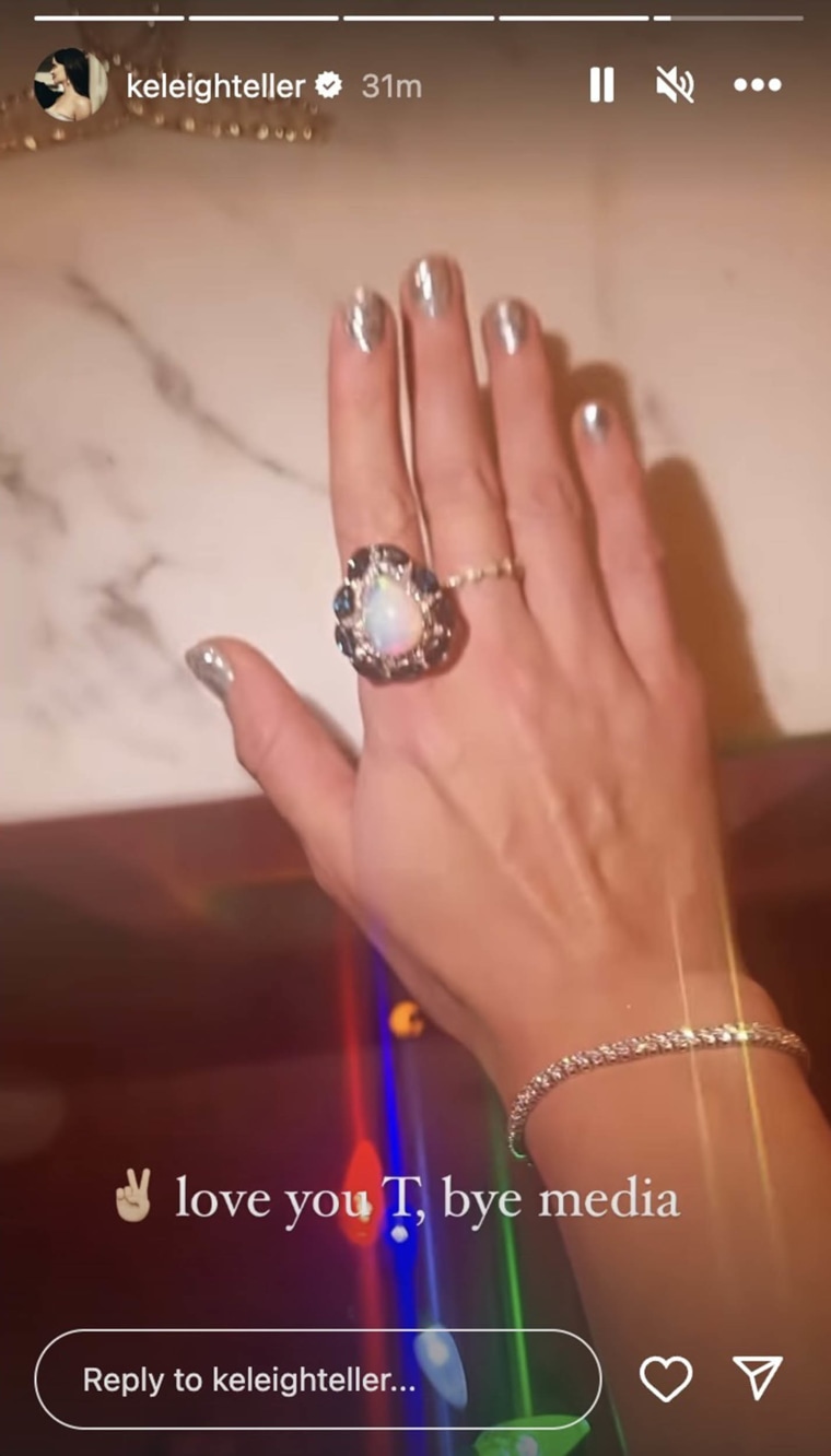 Sperry modeled Swift's ring in a video she shared in her Instagram story.
