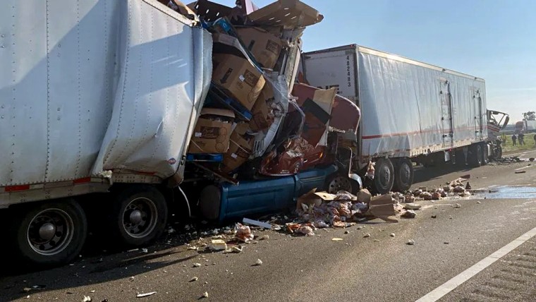 SB I-5 Multi-vehicle pile-up