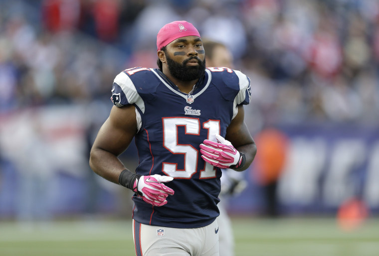 New England Patriots outside linebacker Jerod Mayo warms up in 2013. 