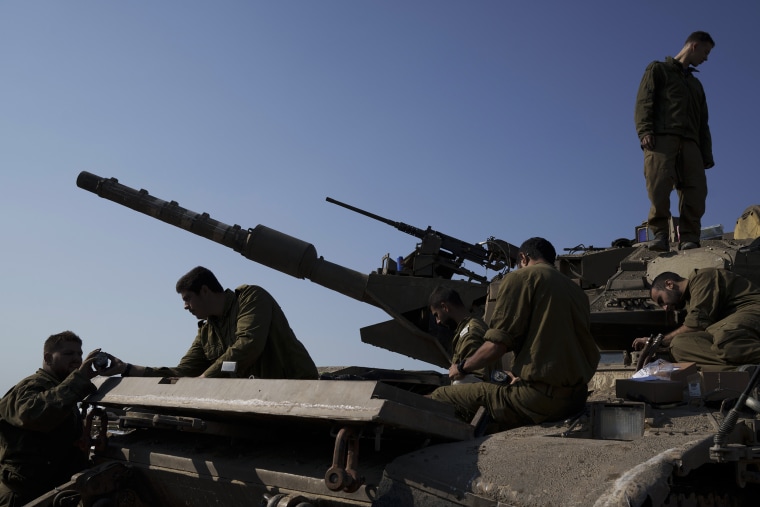 Israeli Tanks On Gaza Border