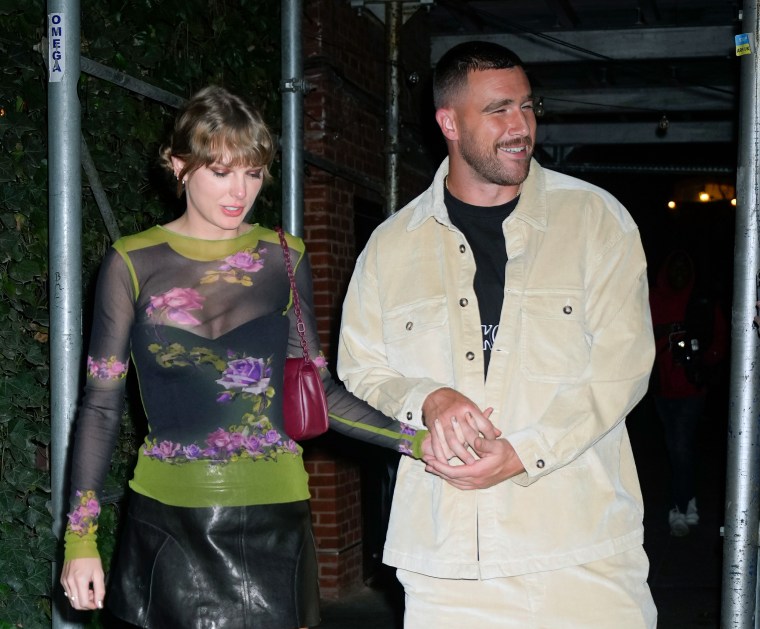 Taylor Swift and Travis Kelce 