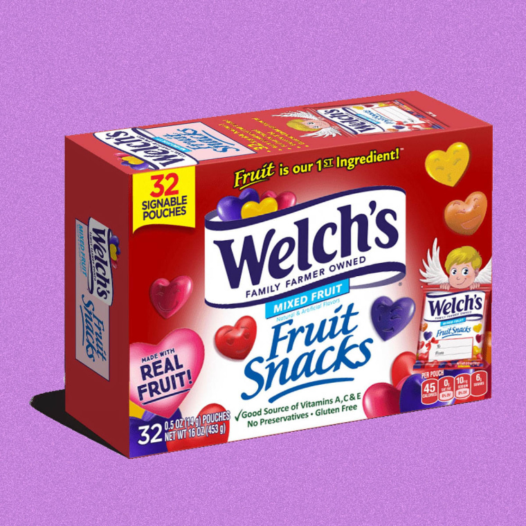 Welch's Valentines Day Exchange Fruit Snacks.