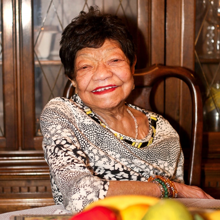 Woman, 103, Credits This 1 Fruit And Green Juice For Longevity