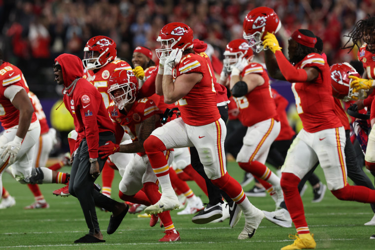 The Kansas City Chiefs celebrate after defeating the San Francisco 49ers in Super Bowl LVIII at Allegiant Stadium on February 11, 2024 in Las Vegas, Nevada. 