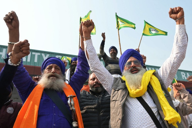 Indian farmers who have been protesting for a week to demand guaranteed crop prices have rejected a proposal from the government, and say they will continue their march to the capital New Delhi.
