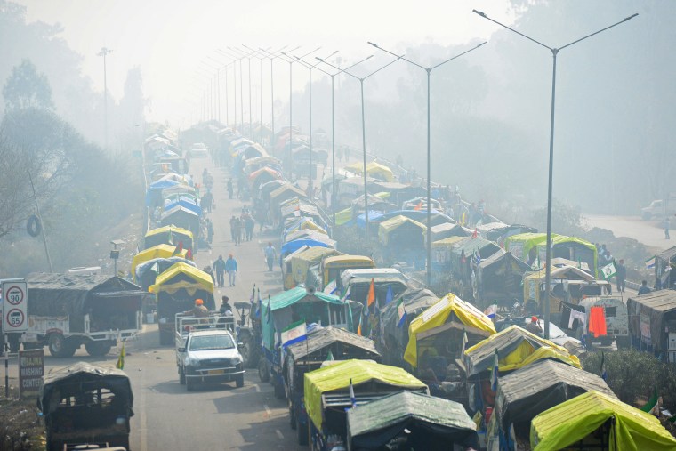 Indian farmers who have been protesting for a week to demand guaranteed crop prices have rejected a proposal from the government, and say they will continue their march to the capital New Delhi.