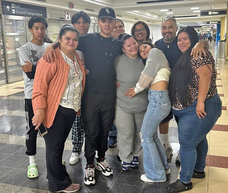 Jessica Barahona-Martinez with family members after her release in 2023.