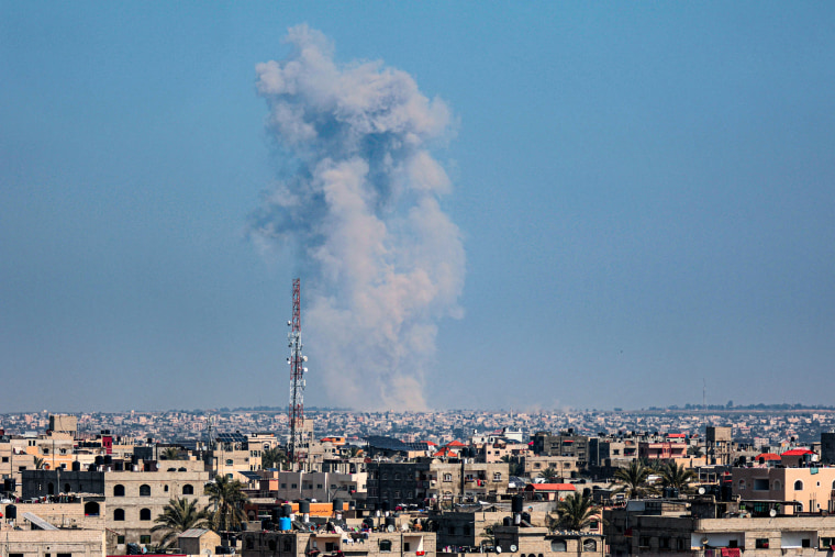 Smoke billows following Israeli bombardment of Khan Younis