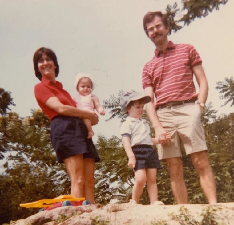 Alice Barr and family in 1984