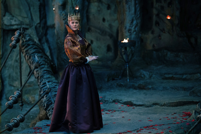 Robin Wright as Queen Isabelle in "Damsel."