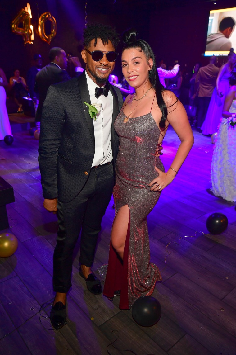 Usher Raymond and Jennifer Goicoechea 