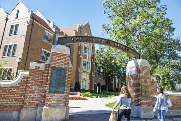 Gainesville, University of Florida, campus entrance with students