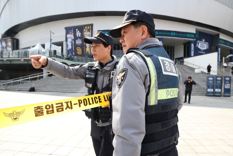 Image: Police Investigate Gocheok Sky Dome Ahead Of Seoul Series As Bomb Threat Is Reported