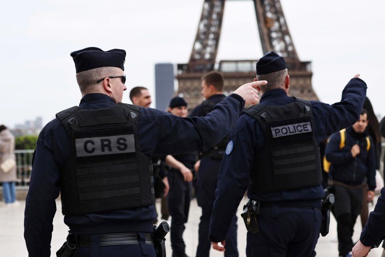 The French government decided on Sunday to raise the national security alert system to its highest level to deal with the potential threat the country is facing after Friday's deadly terrorist attack in Russia's capital Moscow.