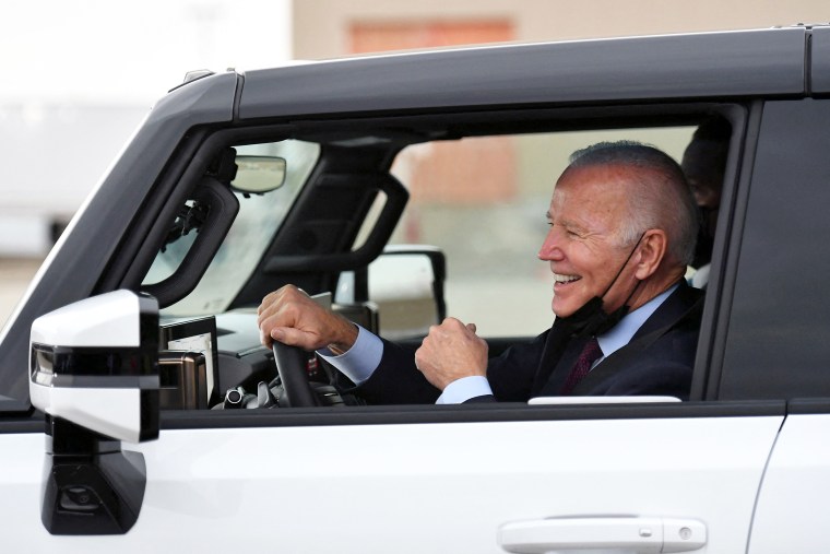 politics political politician ev electric vehicle Hummer GM profile smile happy