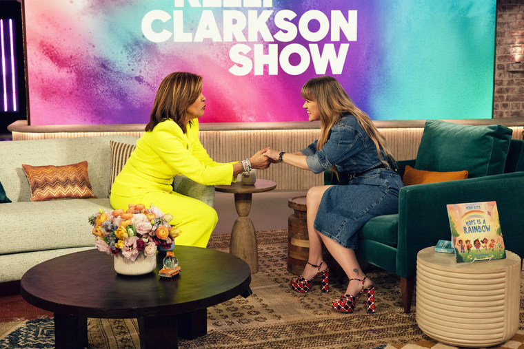 Hoda Kotb and Kelly Clarkson in "The Kelly Clarkson Show."