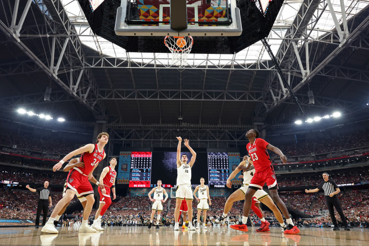 Zach Edey #15 of the Purdue Boilermakers shoots a free throw during the first half in the NCAA Men’s Basketball Tournament Final Four semifinal game at State Farm Stadium on April 06, 2024 in Glendale, Arizona.