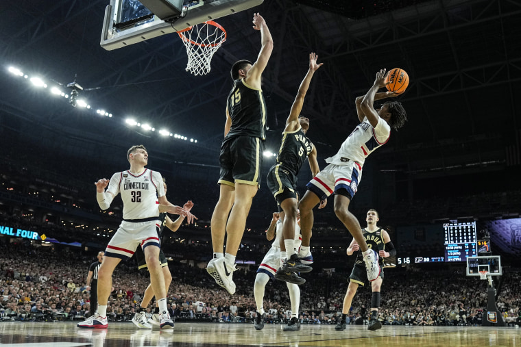 Ncaa Final: More Fans Watch Women Than Men For First Time Ever