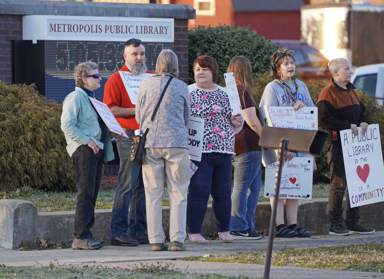 Protesters support the library board on Feb. 20.