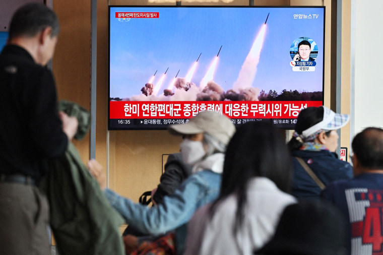  North Korea has fired an unidentified ballistic missile into the sea off South Korea's east coast, Seoul's military said on April 22, the latest in an apparent volley of tests by Pyongyang this year.
