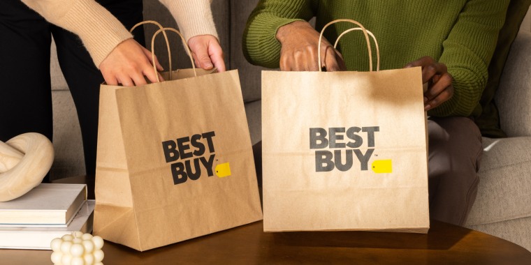 During Best Buy’s 3-day sale, gadgets from Apple, Google, Samsung and more will be deeply discounted. 
